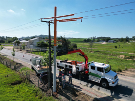 Cermoful Energia instala religador na comunidade de Linha Torrens