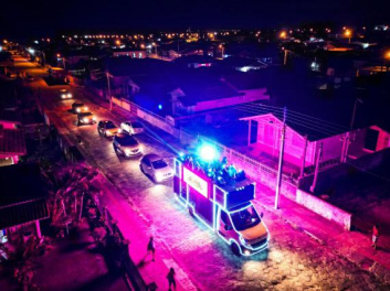 Caminhão Iluminado Cermoful” percorre ruas e bairros da região